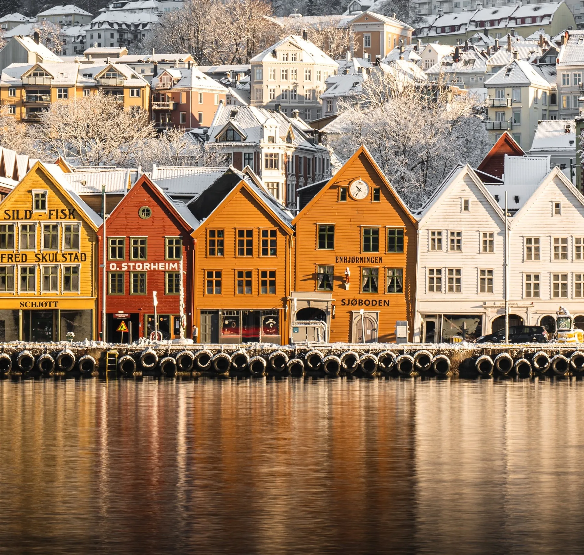 DÍA 2 (martes). Bergen - Fiordos De Bjorna y Bokna – Stavanger.